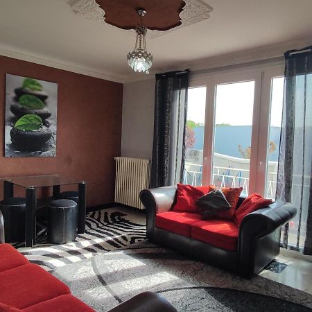 Agréable appartement familial avec Jardin Blois Extérieur photo