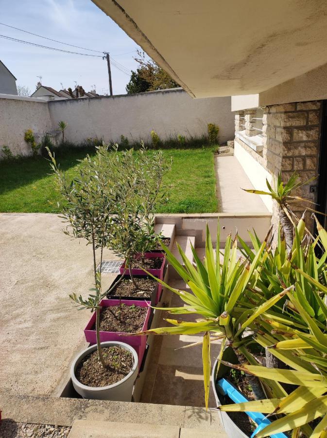 Agréable appartement familial avec Jardin Blois Extérieur photo