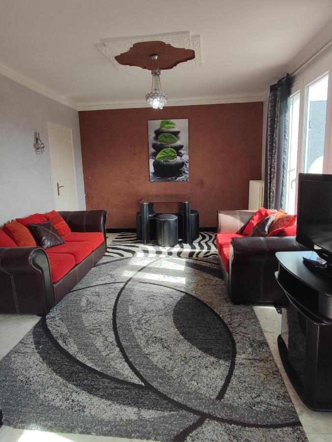 Agréable appartement familial avec Jardin Blois Extérieur photo